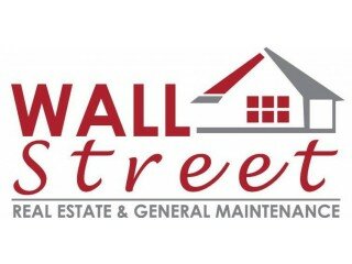 للبيع ارض سكنية امارة دبي ( ند الحمر ) مساحة الارض (15000 قدم ) عليها اساسات فيلا